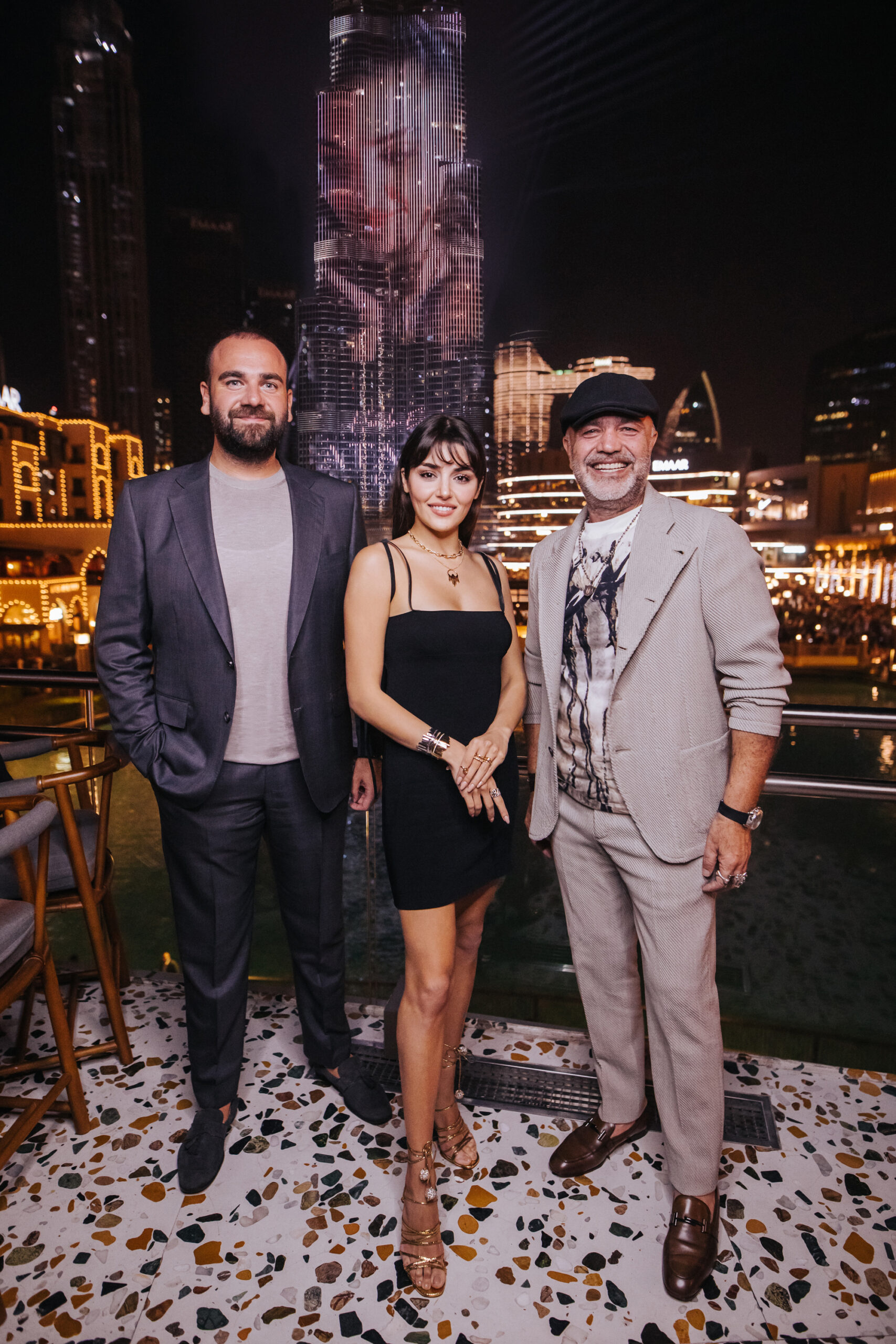 85’inci yılını kutlayan Atasay, dünyanın en yüksek binası  Burj Khalifa’ya adını yazdırdı