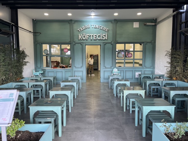 Nostaljik tatların yeni nesil lezzet anlayışıyla buluştuğu nokta: Tencere köftesi